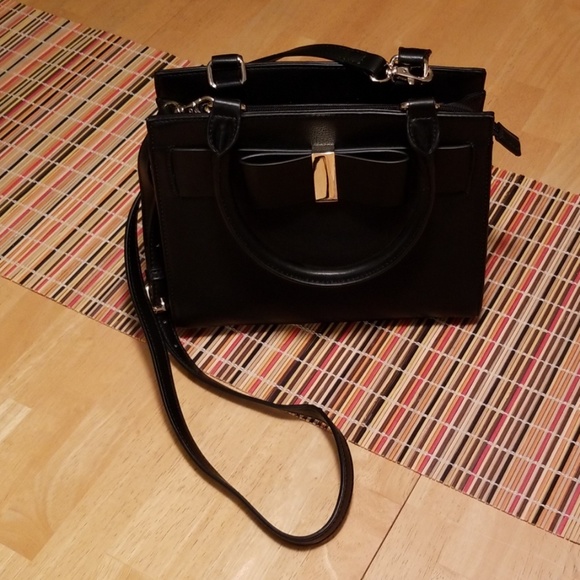 Apt. 9 Handbags - NWOT Apt. 9 Mila Mini Bow Satchel